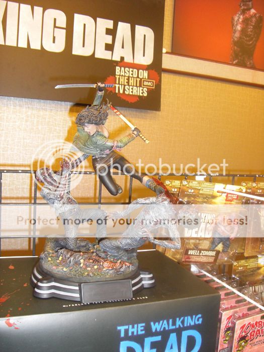 photo chiller-mcfarlane-2_zps973bf608.jpg