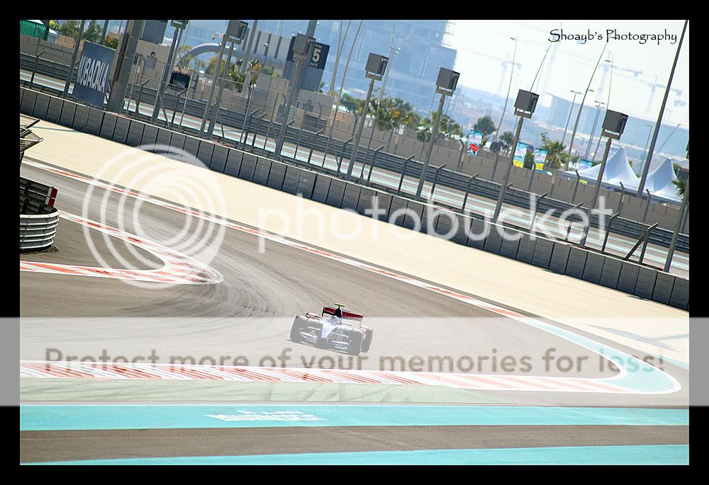 IMAGE: http://i810.photobucket.com/albums/zz30/Shoayb/IMG_4803aa.jpg